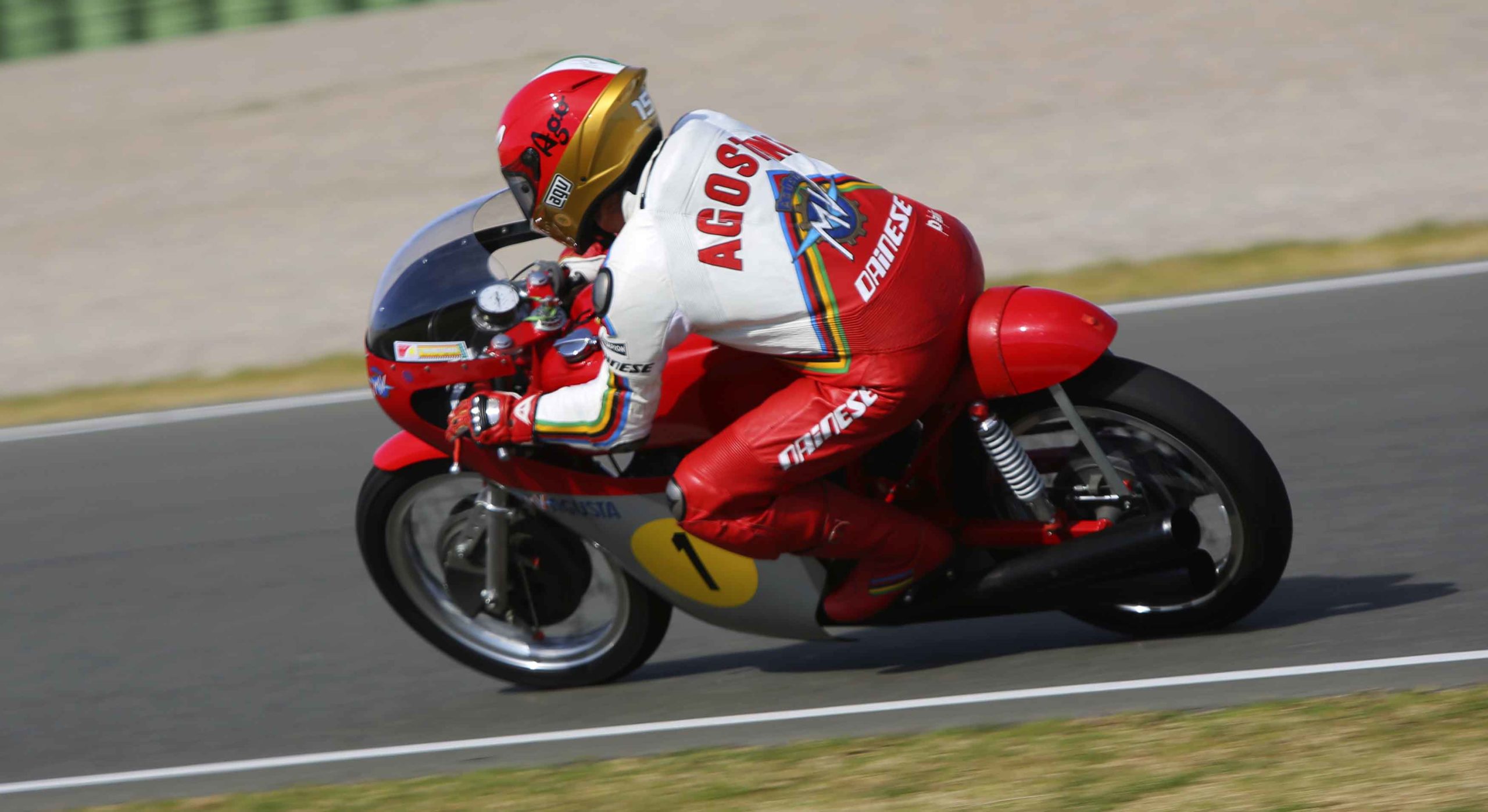 Agostini Protagonista Del Classics Legends Circuit Ricardo Tormo