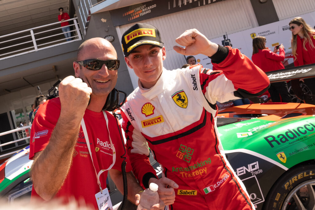 Eliseo Donno Gana La Primera Carrera Del Ferrari Challenge Circuit